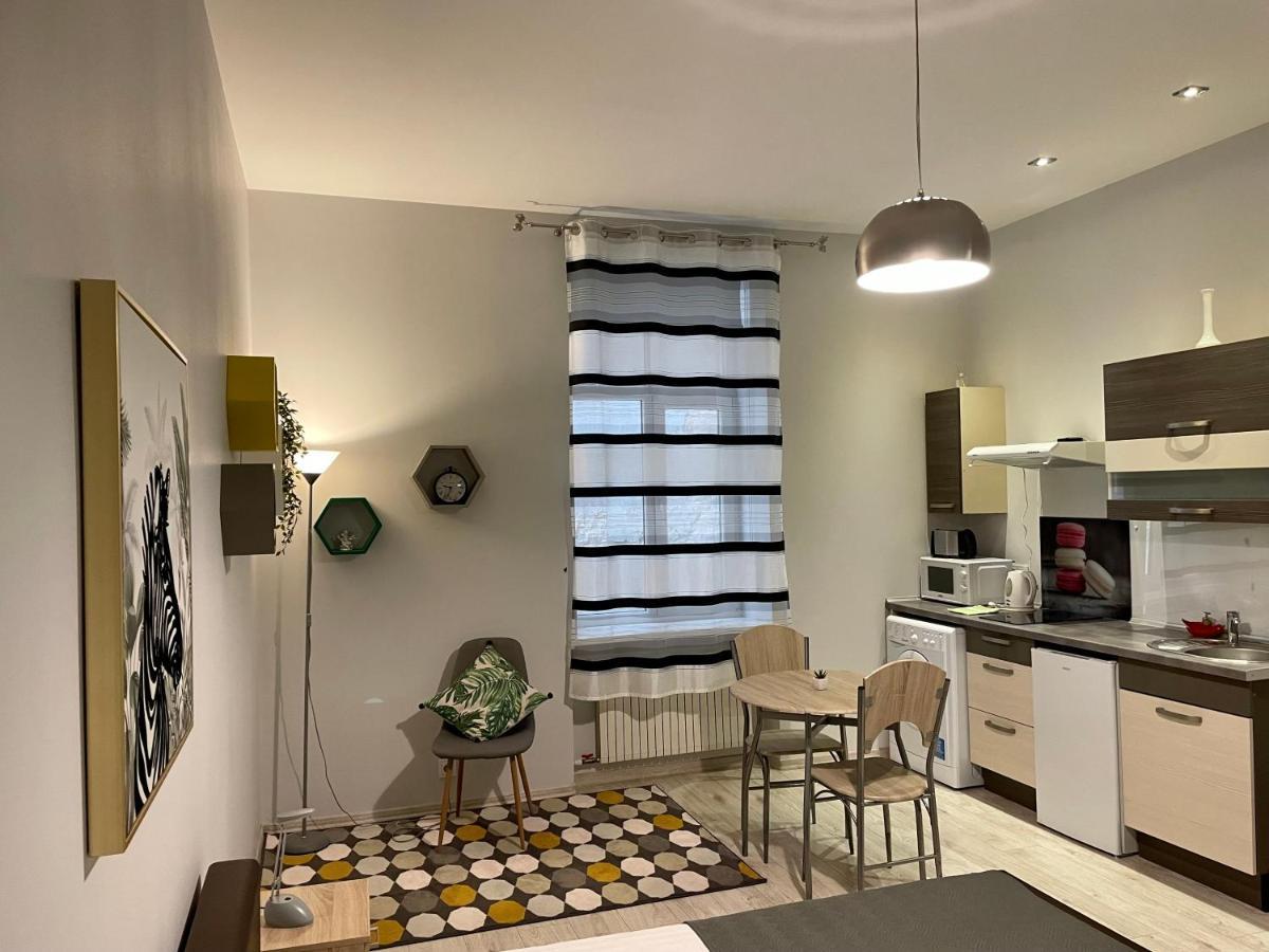 Studio Elizabete 3 ريغا المظهر الخارجي الصورة
